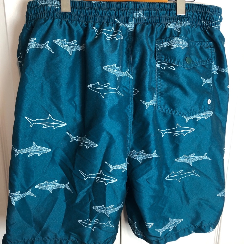 BUY 2 GET 3rd FREE Shark swim shorts men’s XL - Picture 3 of 6